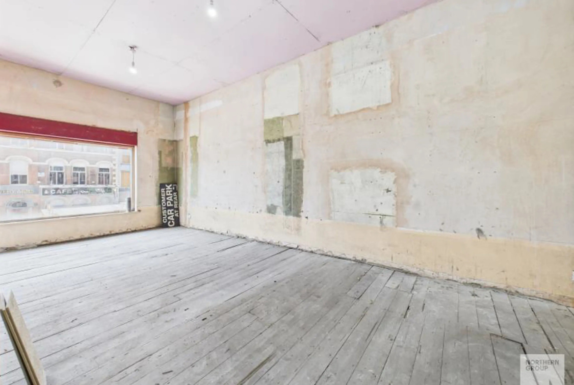 Prime Commercial Space on Cheetham Hill Road