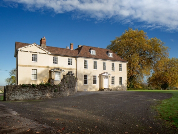 Tortworth House Business Centre – Serviced Offices for 2–62 People