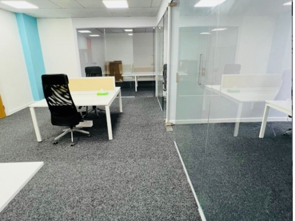 Offices to let at Trafalgar House – Dudley