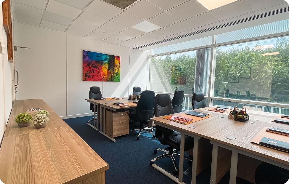 Elstree – Modern Offices in Landscaped Business Park