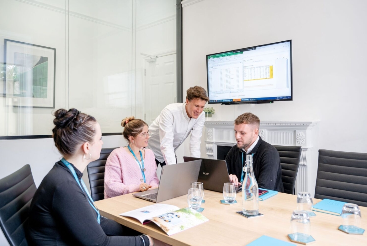 Premium Workspace in Clifton