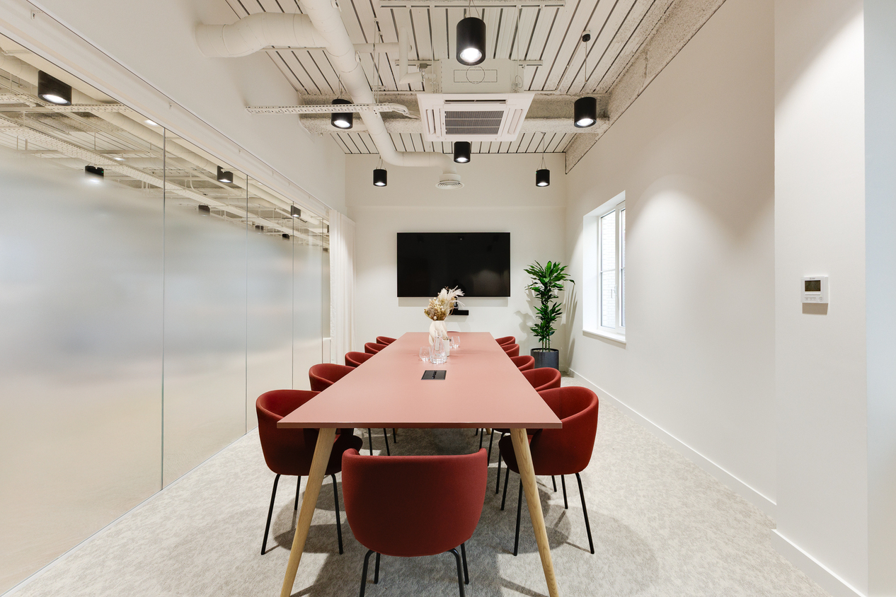 Finlaison House – Prestigious Office Space in Holborn