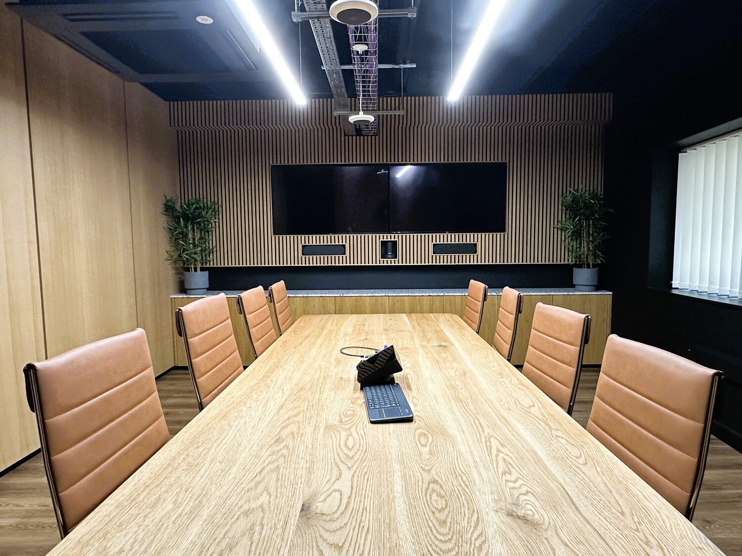 image00018 Stratford Offices – Flexible Workspaces