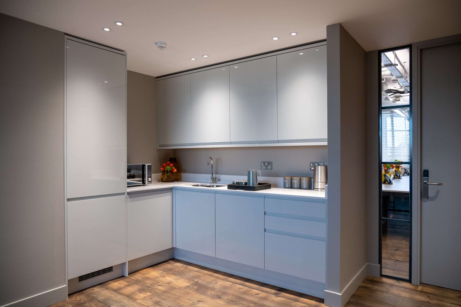 ocubis_fulham-jan23_bethcrockatt_-143_52666730690_o-min-scaled Fulham – Private Offices