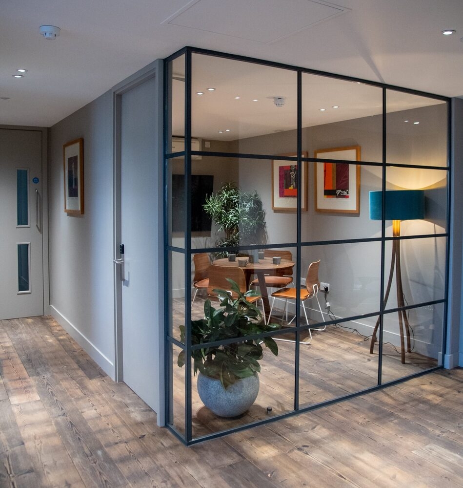 ocubis_fulham-jan23_bethcrockatt_-181_52666587539_o-min-scaled Fulham – Private Offices