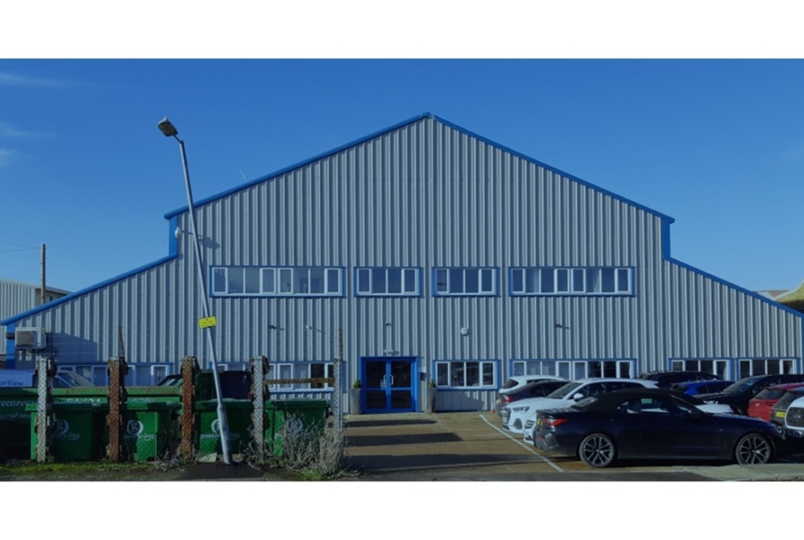 Modern Ground-Floor Offices –  Chelmsford