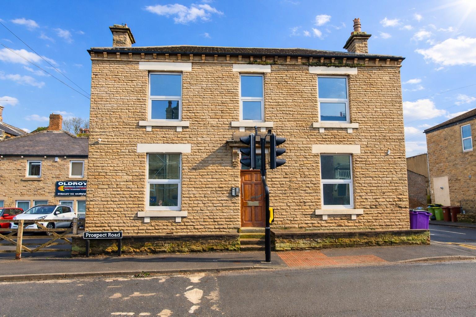 gallery-1 Modern Offices Ossett