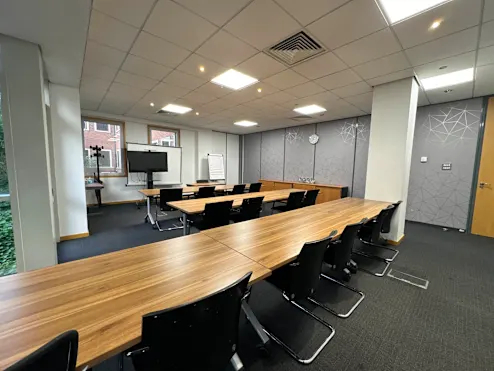 Offices at Heathrow- Bath Road