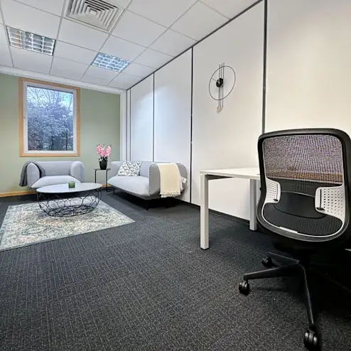 Offices at Heathrow- Bath Road