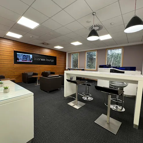 Offices at Heathrow- Bath Road
