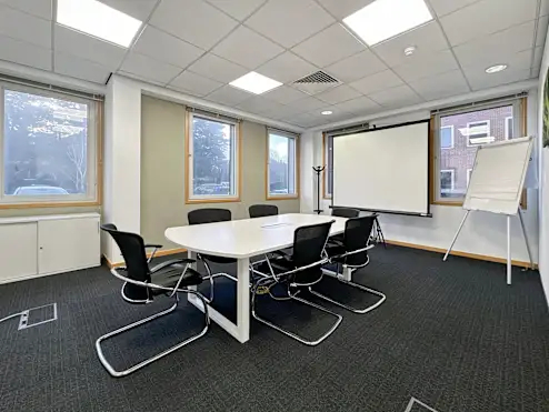 Offices at Heathrow- Bath Road