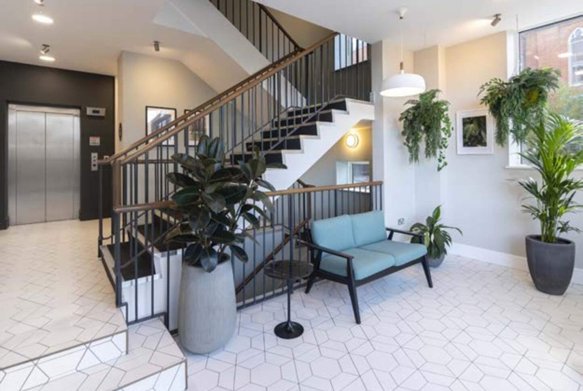 Richmond office to let