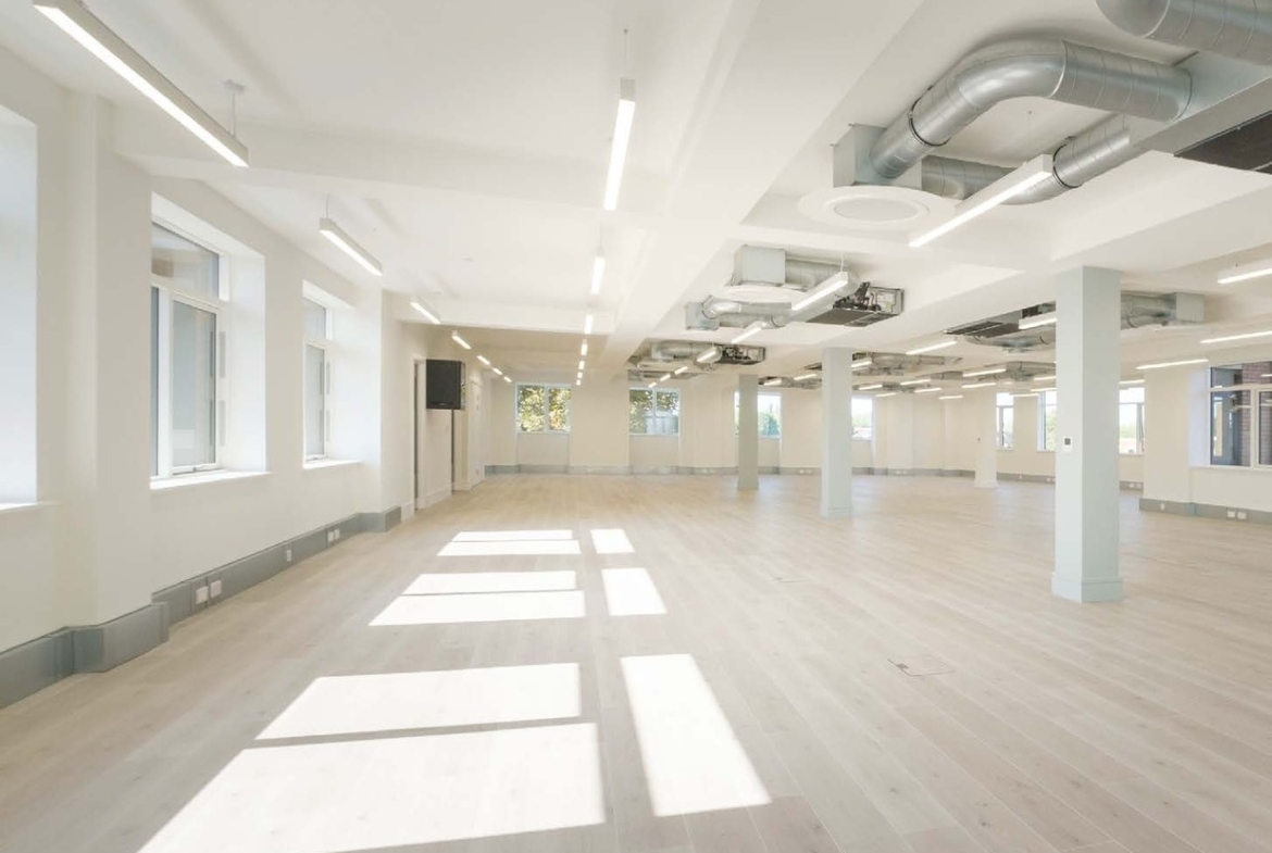 Richmond office to let