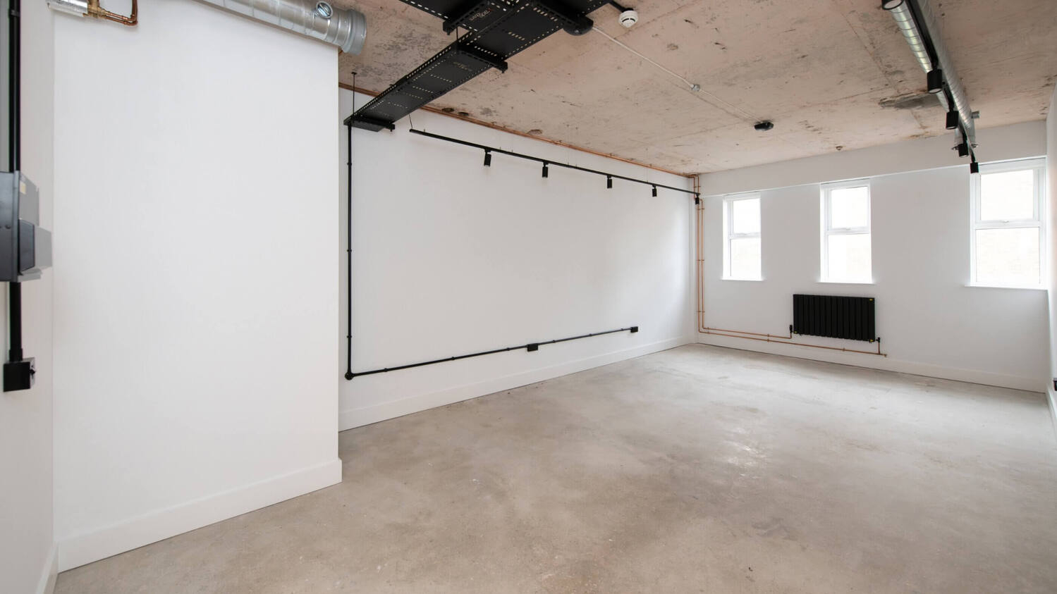 22-2800×1575 Flexible Office Space in Islington